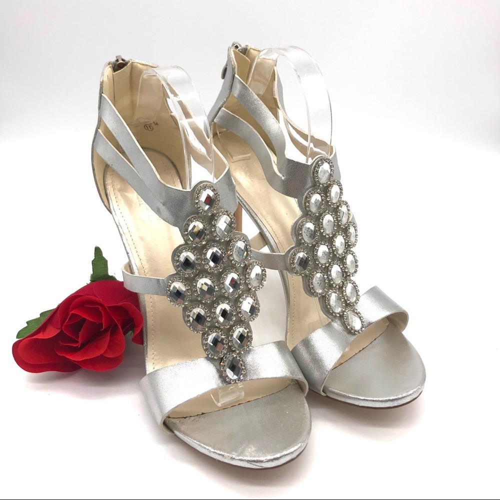 David’s Bridal Glamorous Bangie Bridal Heels size 11 - Picture 3 of 16